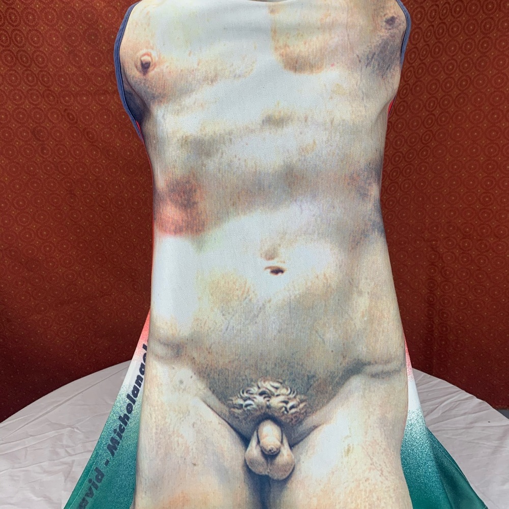 Aprons - Picture 3 of 6